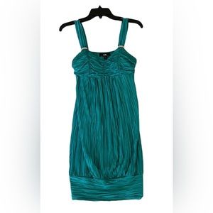 Enchanting Elegance: I.N. San Francisco Green Rhinestone Dress - Size M